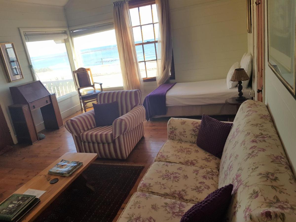 Bedrock Lodge Порт-Ноллот Экстерьер фото